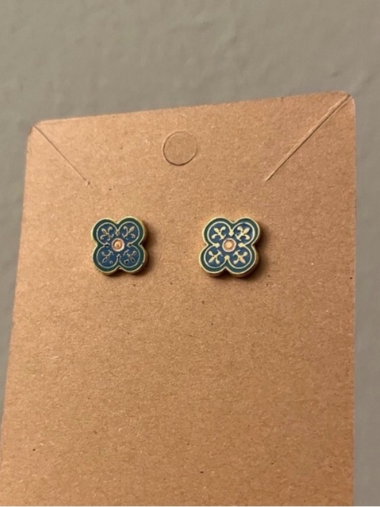 Jewelry - ❤️‍🔥 Blue Gold Clover Post Back Stud Earrings